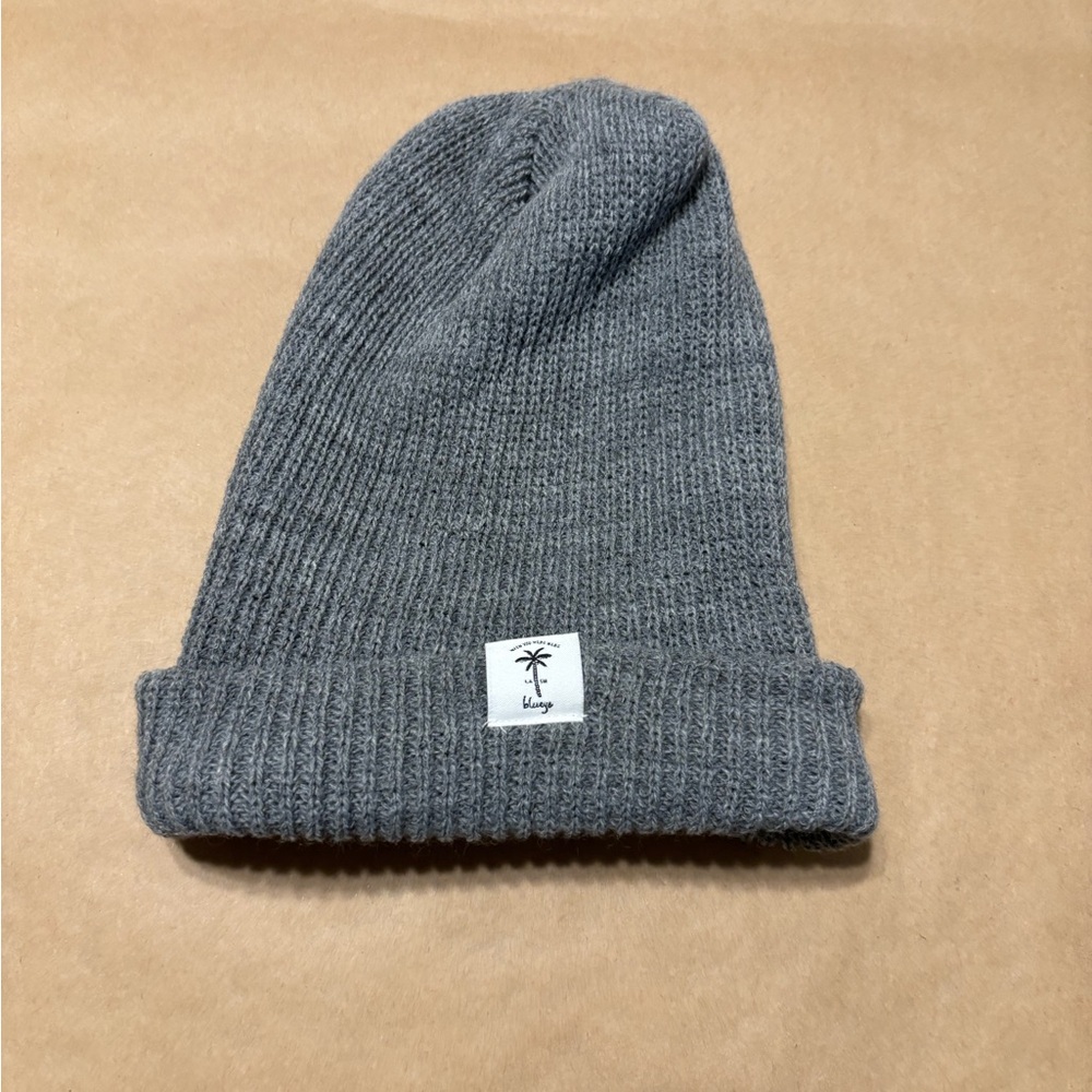 GRAY BLUEYS BEANIE‎